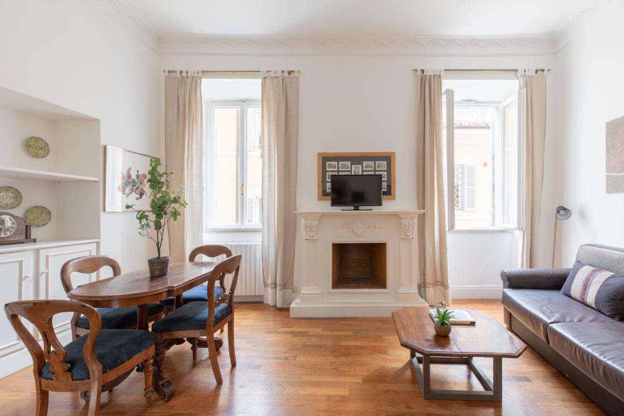 Iflat Elegant Apartment In 18Th Century Palace Rom Eksteriør billede